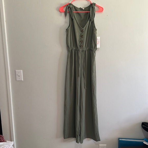 Inspired hearts olive green jumpsuit size medium - Picture 1 of 5